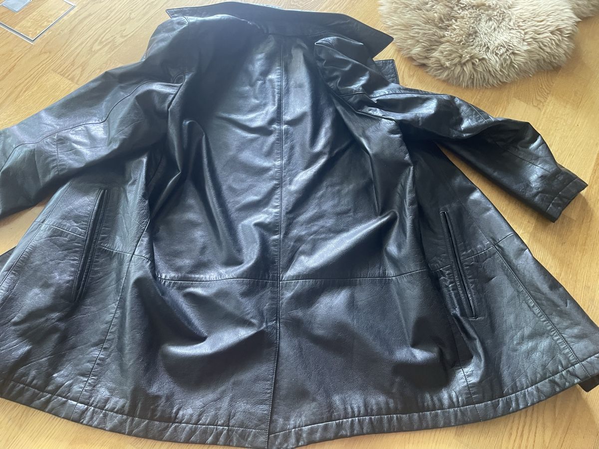 Hugo Boss Cappotti: Lederjacke Hugo Boss Ledermantel, Grösse 52 – Usato da Rüschlikon venduto da leo_mwz2 8