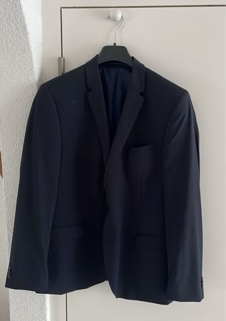 Herren Anzug dunkelblau, sehr guter Zustand