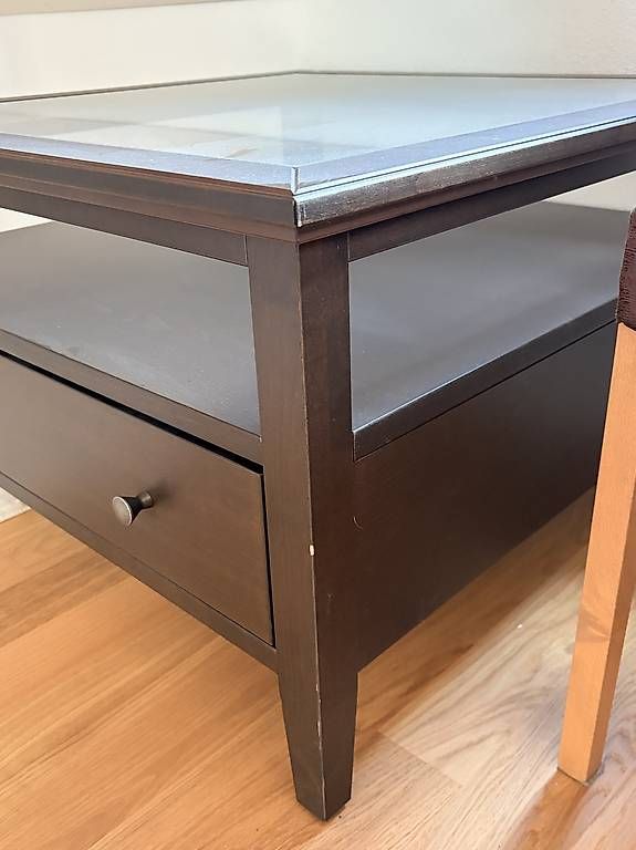 Ikea Tables: Beistelltisch Holz/Glas – D'occasion à Steffisburg par ste_8mjt 3