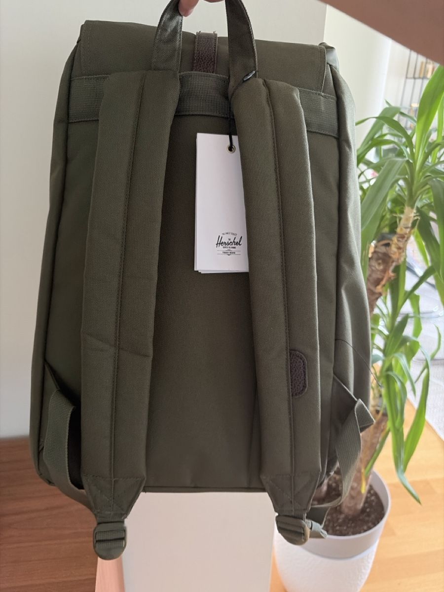 Herschel Rucksäcke: Sac à dos Herschel kaki  – Neu und originalverpackt aus Châtelaine von mey_l2w9 1