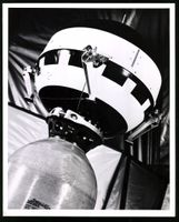 Fotografie USIS Photo, Vienna, closeup o