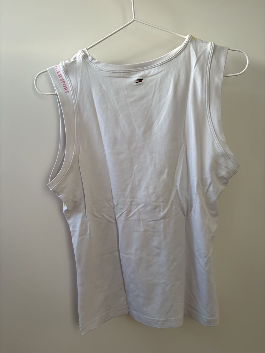Tommy Hilfiger Top: Tommy Hilfiger Sport Tanktop  – Usato da Zürich venduto da lea_8jrs 1