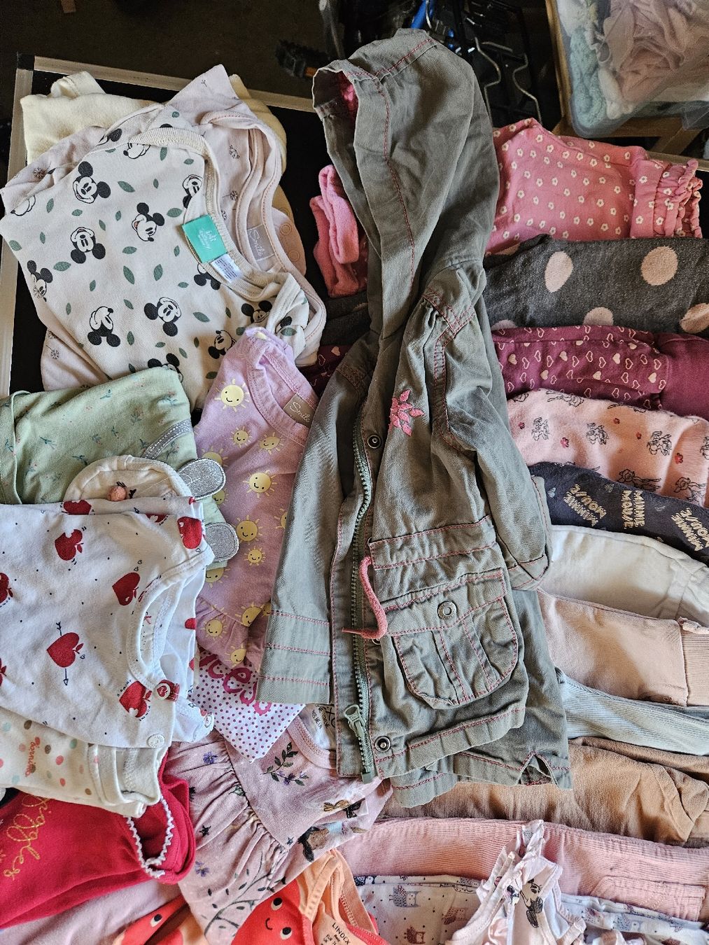 Lotti & Set di vestiti: Kleiderpaket Mädchen 74/80 – Usato da Bibern SO venduto da speikyta23 2