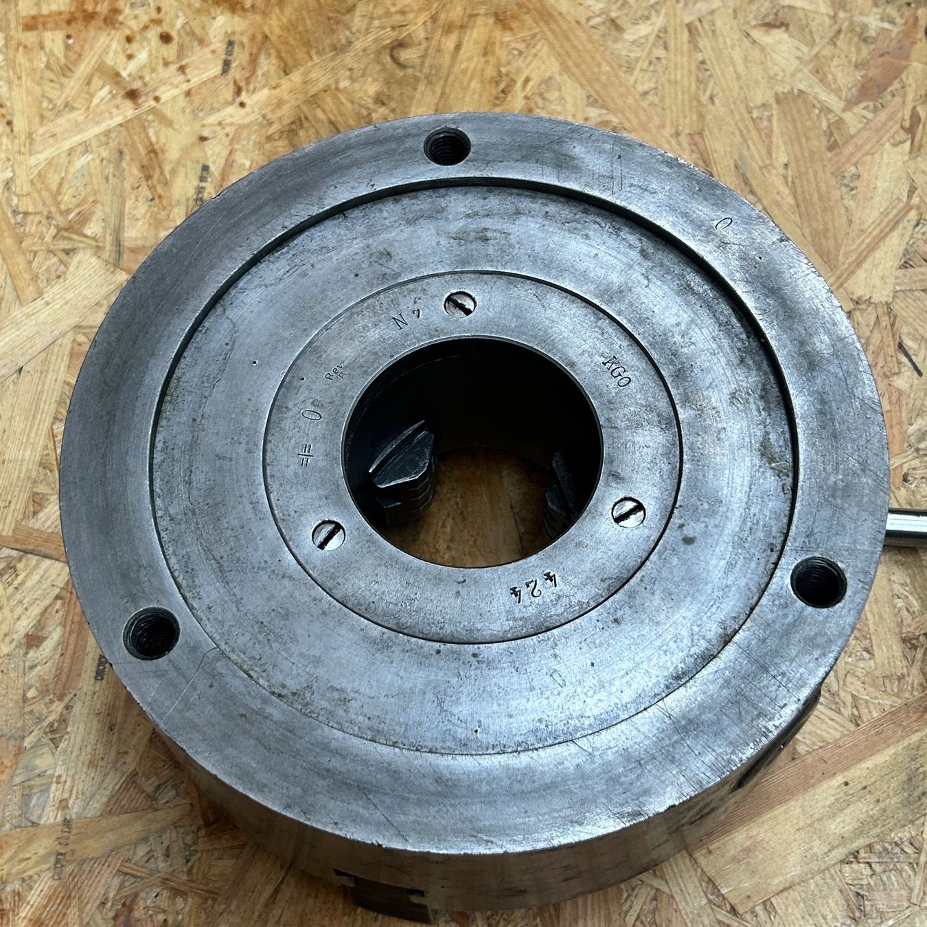 Tutti gli attrezzi: Dreibackenfutter Arowa D240 mm – Usato da Untersiggenthal venduto da sinamoll 4