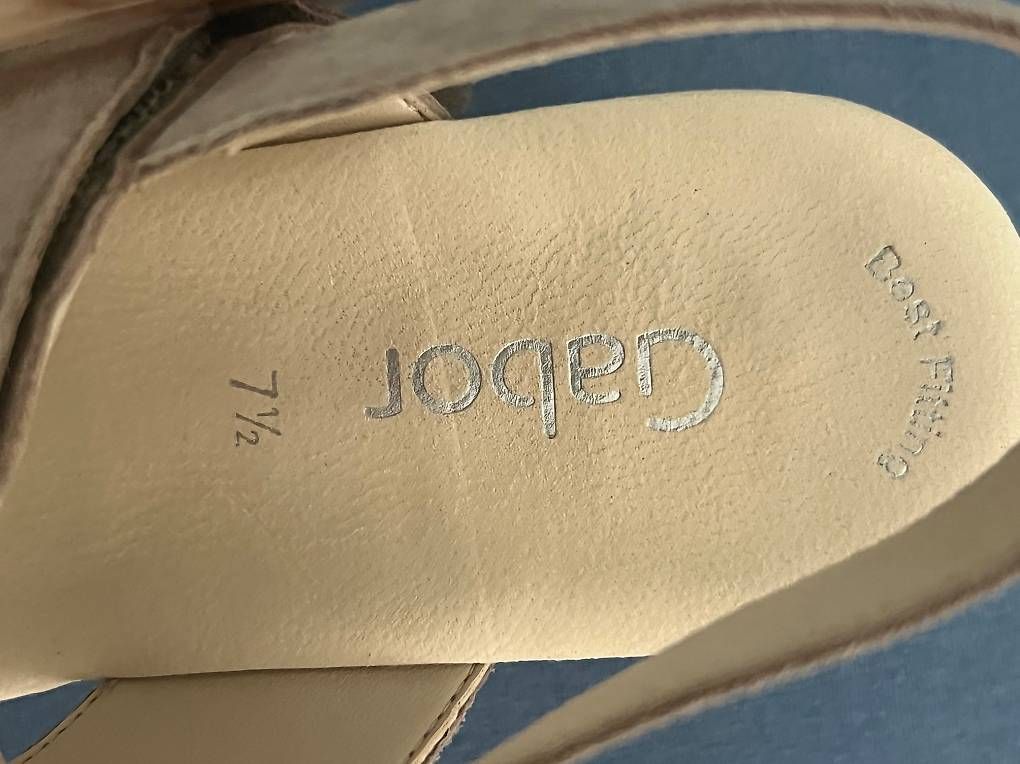 Chaussures femmes: Gabor Sandalette neu – D'occasion à Oberrieden par Filou1997 3
