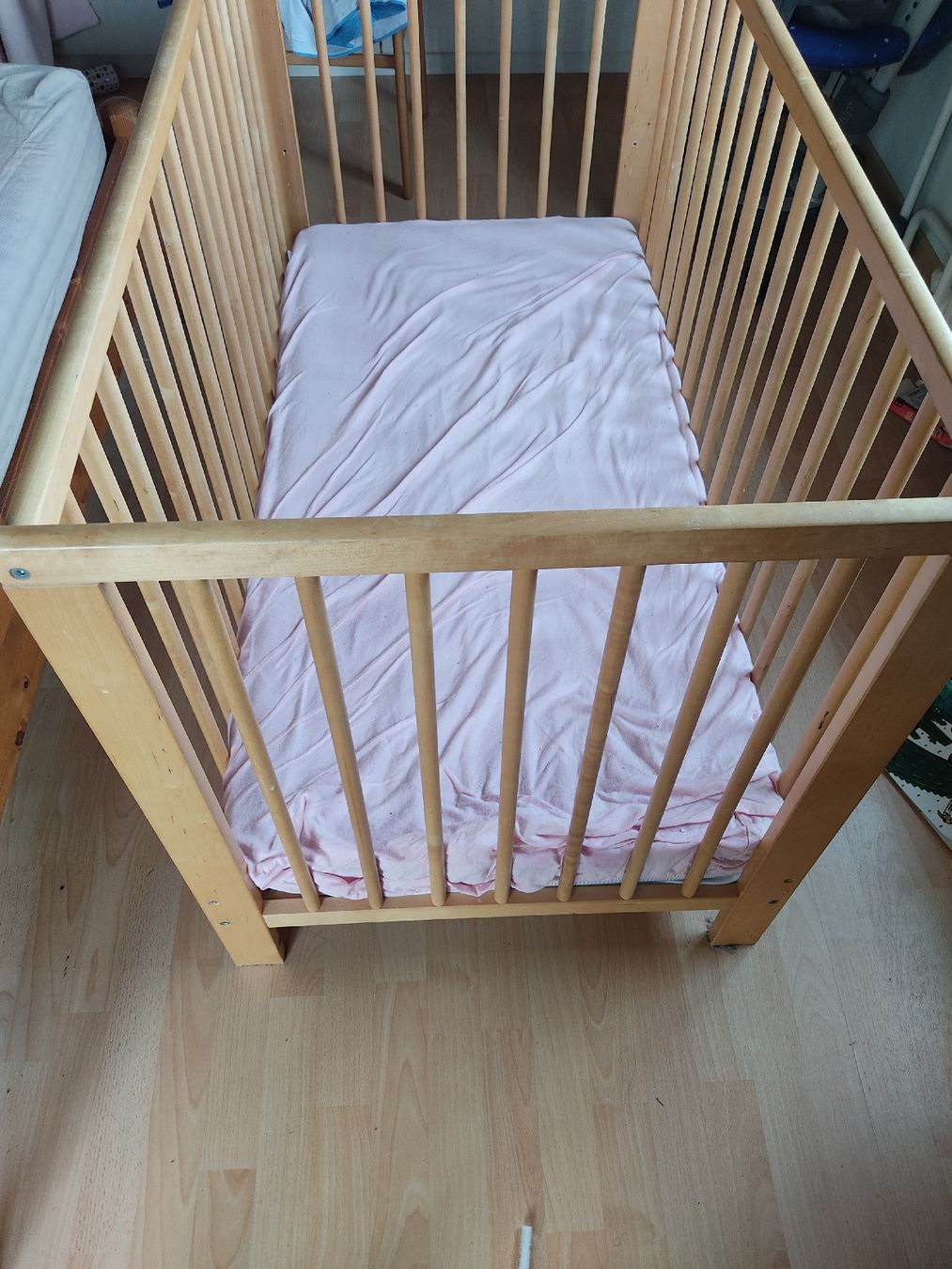 Betten: Baby Bett / höhenverstellbar – Gebraucht aus Altstätten SG von Rhein_Au 2