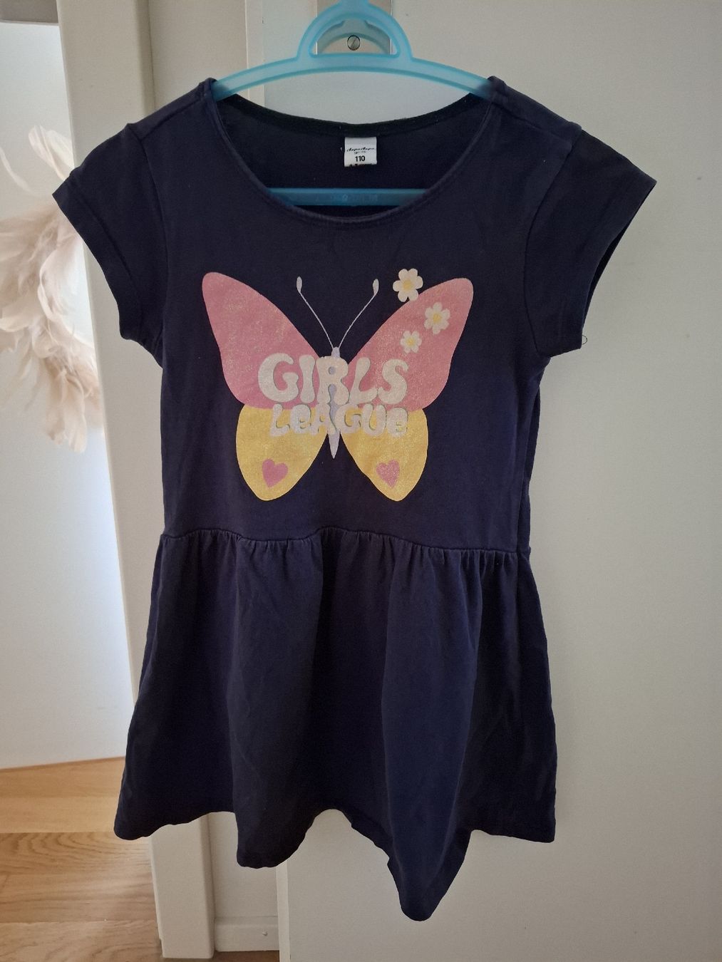 Robes et jupes: Kurzarmkleid Gr 104 – D'occasion à Knonau par Melismile