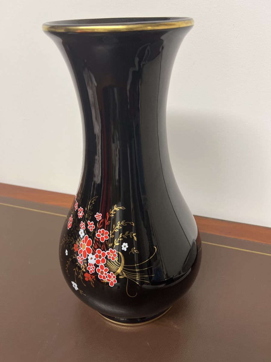 Vasen & Gefässe: Vase noir décor floral doré, 33cm – Gebraucht aus Bôle von K200C 1