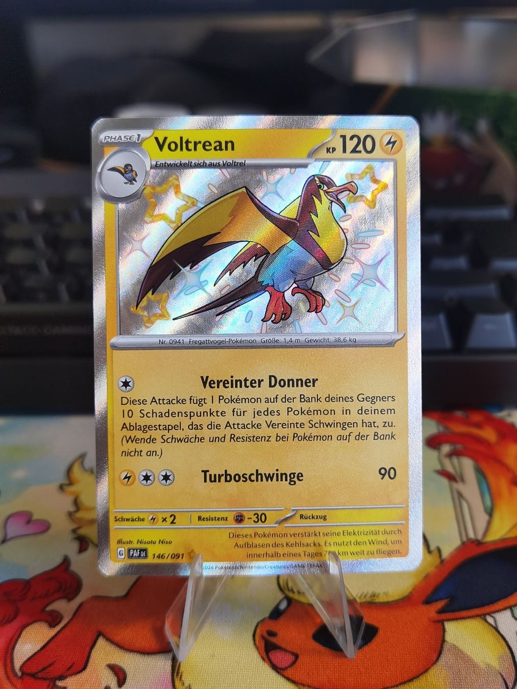 Pokémon Carte collezionabili: Pokemon Voltrean Shiny PAF DE – Usato da Zollikofen venduto da Carrpas