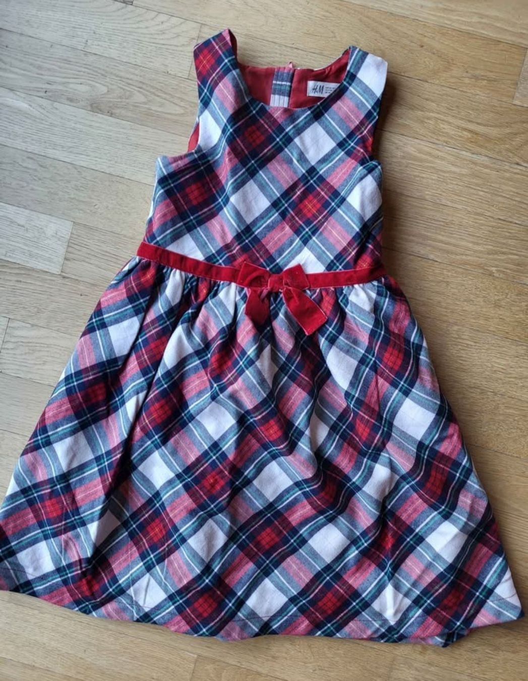 H&M Vestiti & Gonne: Robe H&M  taille 140 comme neuve 9/10ans – Nuovo (secondo la descrizione) da Lavey-Village venduto da agaddy