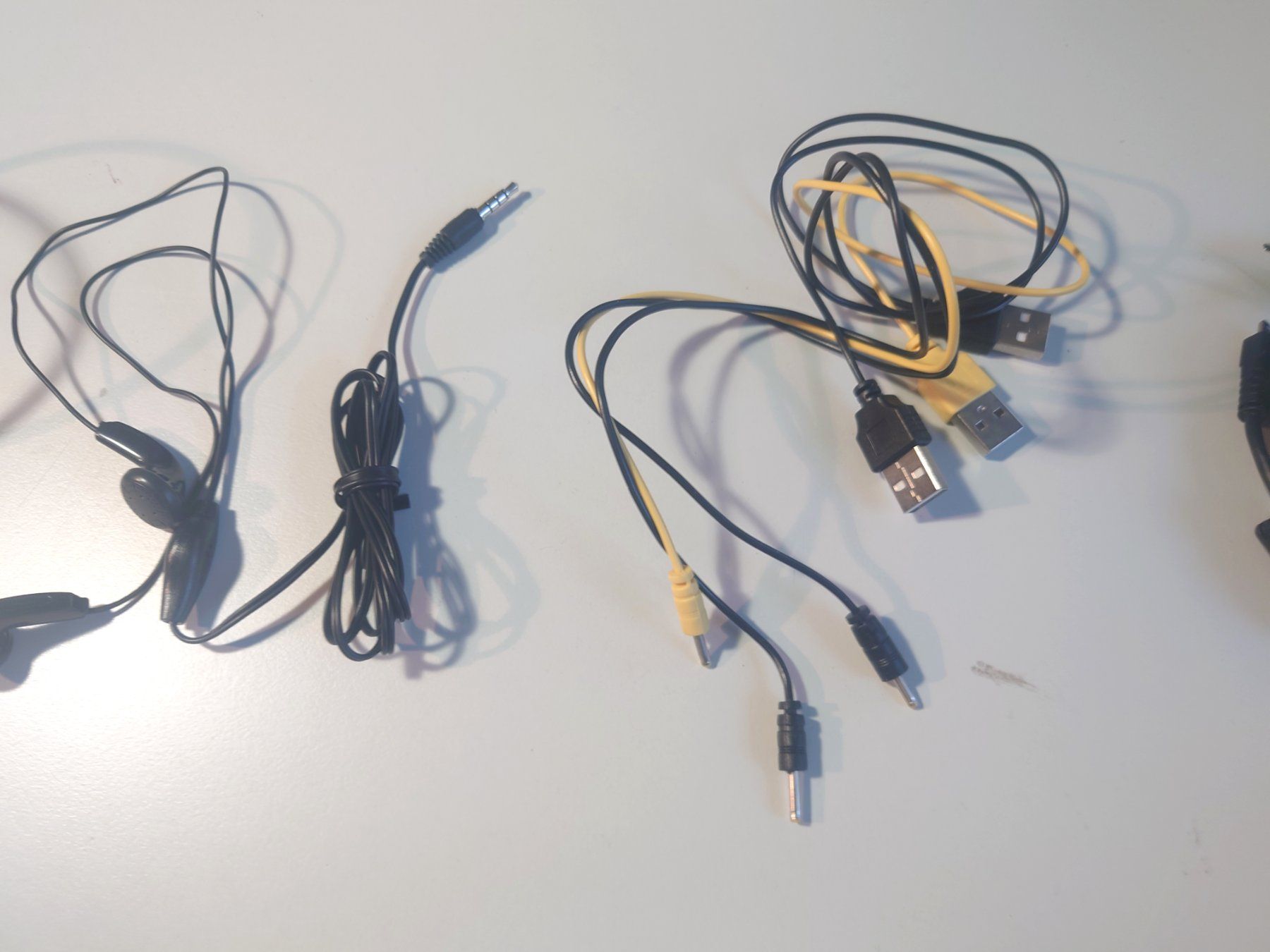 Câbles: Kabelsortiment - diverse nützliche Kabel – D'occasion à Zürich par Primanoctis 6