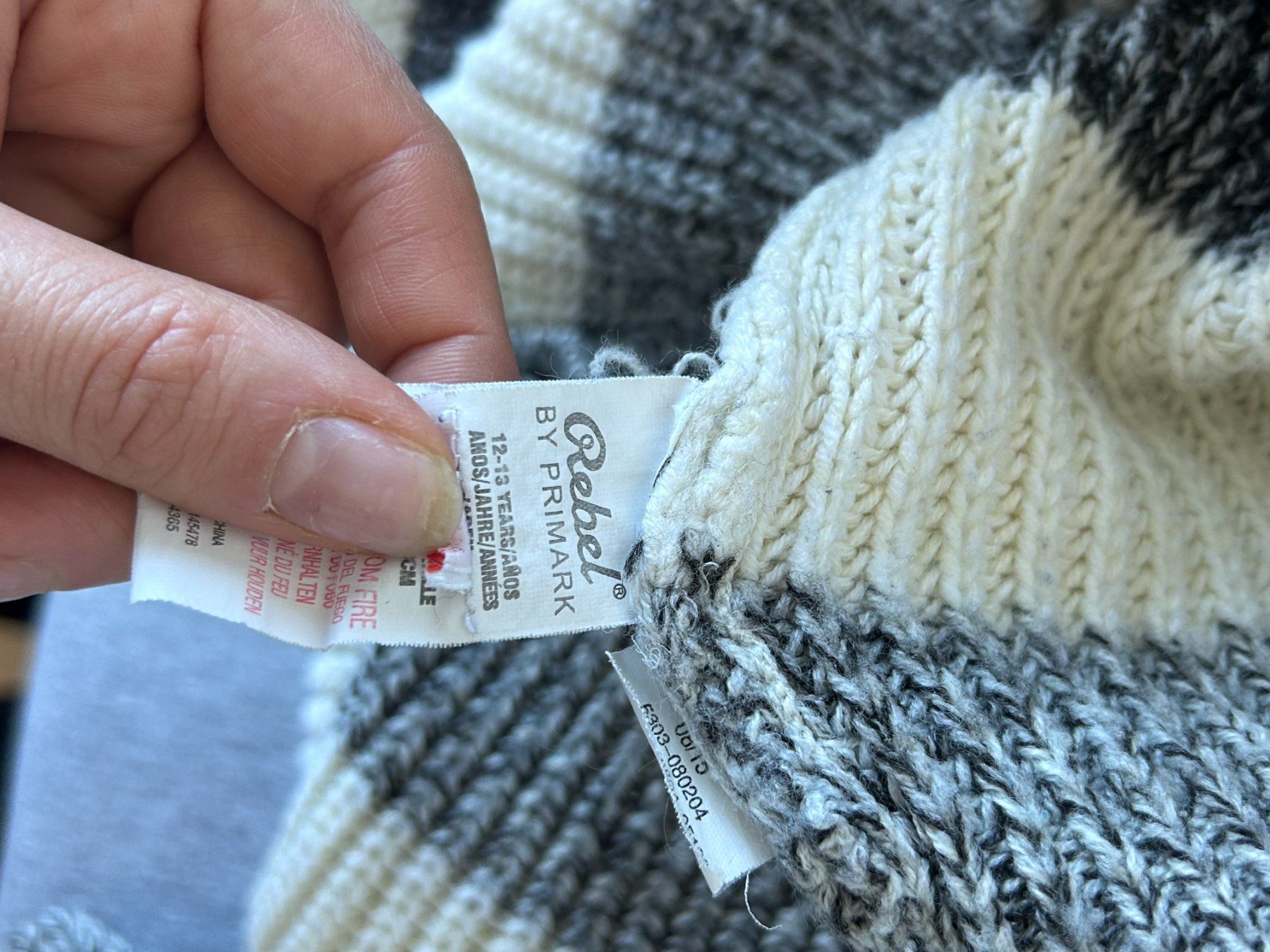 Primark Maglioni & Felpe: Primark Jumper with Stripes – Usato da St. Gallen venduto da look-twice 6
