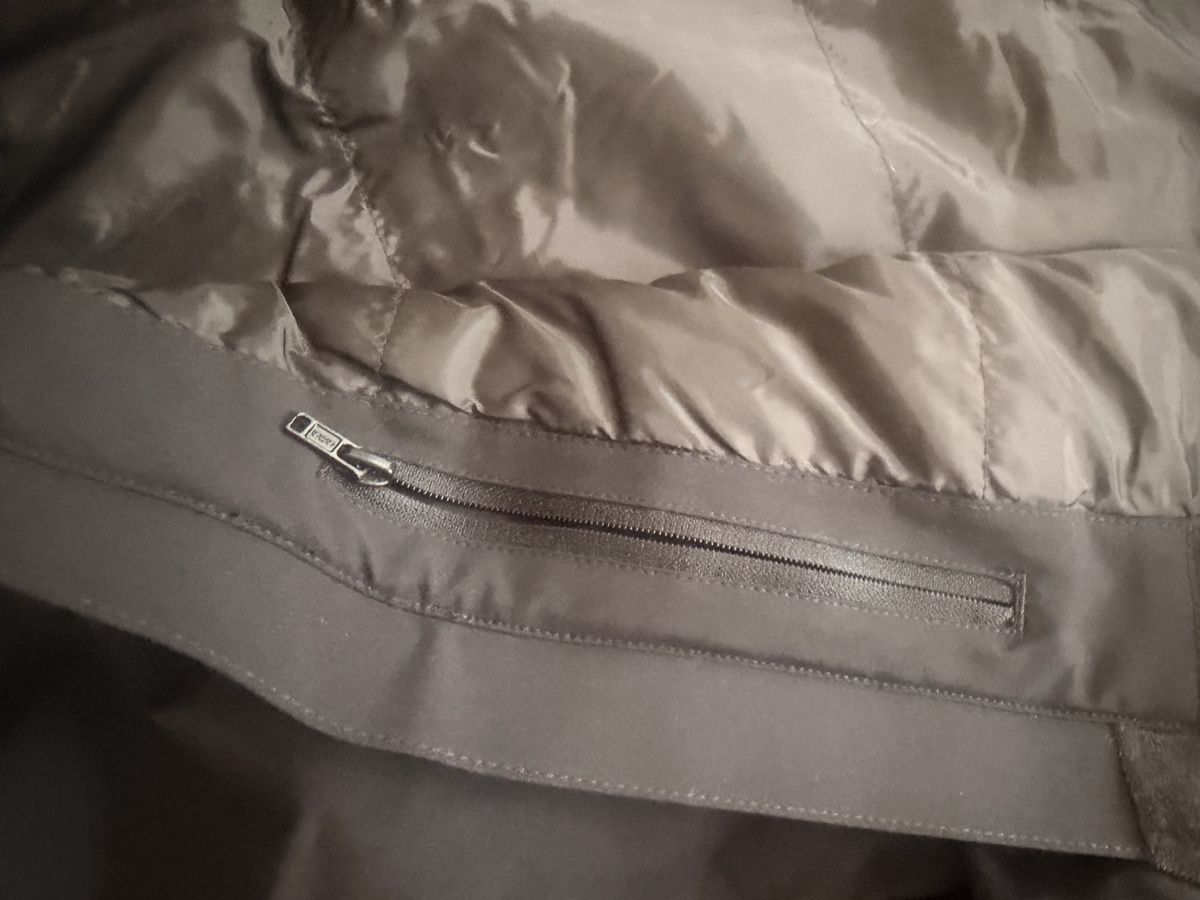 Vestes: Ski oder Snowboardjacke – Neuf (Voir description) à Wolfenschiessen par Zubri 2