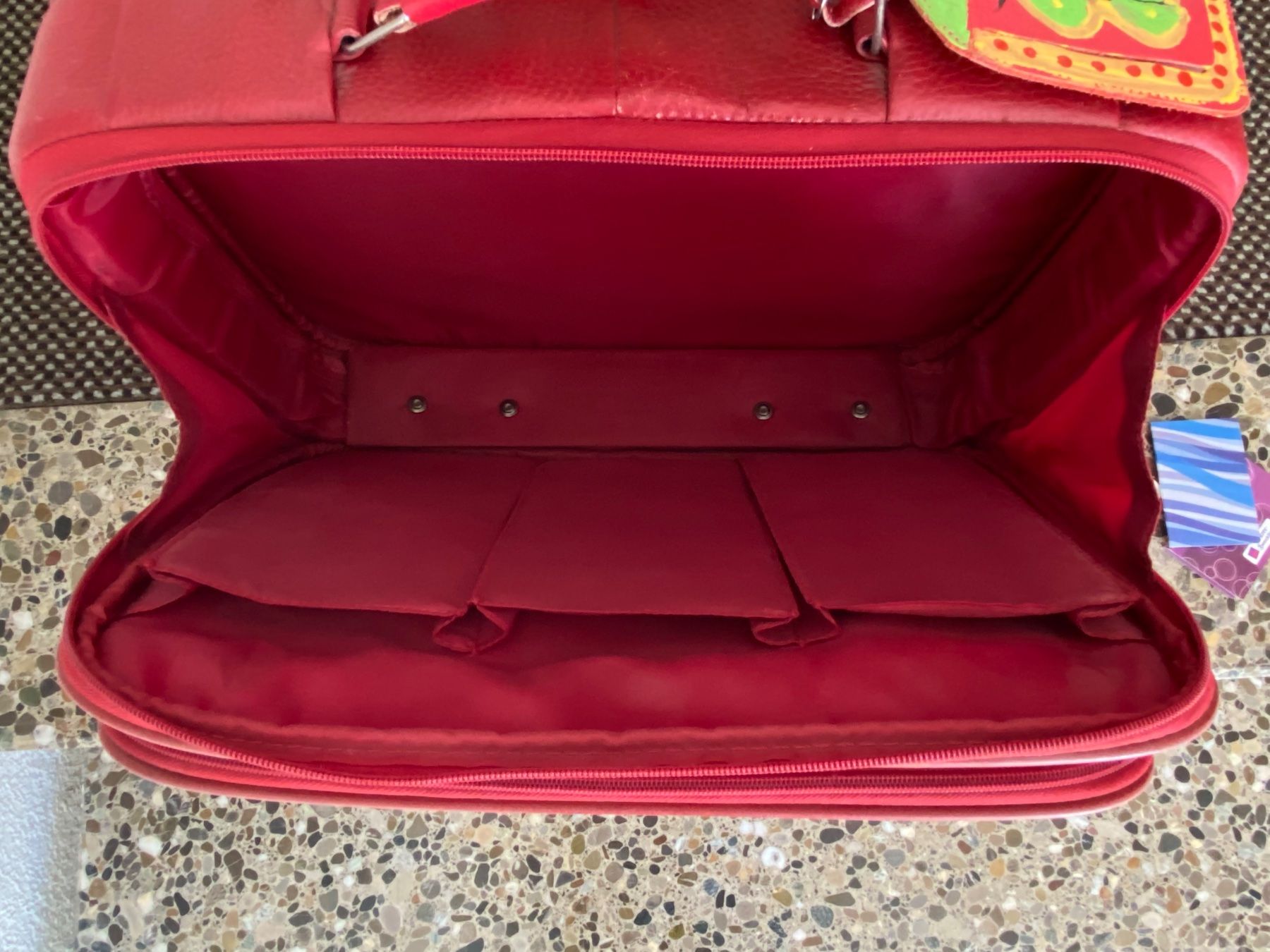 Reisekoffer: Rollkoffer Leder rot fürs Büro – Gebraucht aus Russikon von Honolulu-2019 7