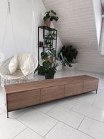 TV - Möbel / Lowboard aus Nussbaumfurnier