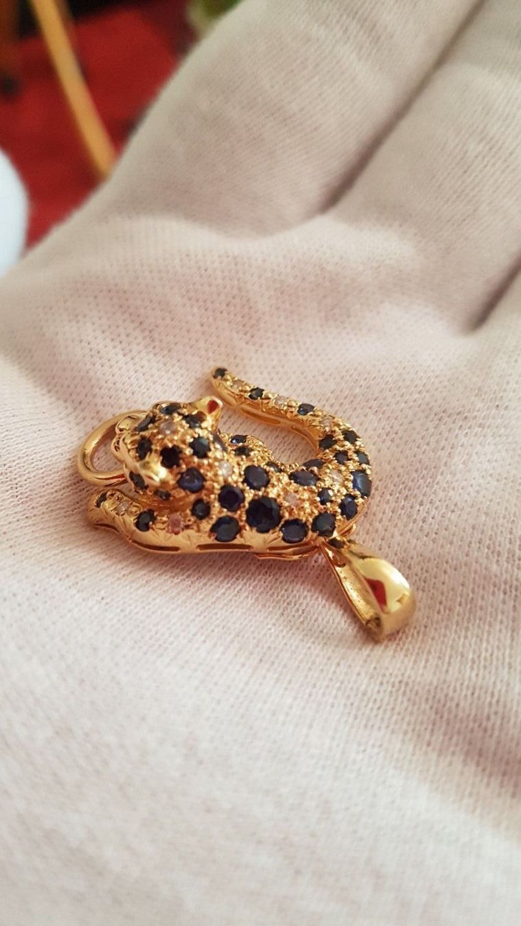 Anhänger: Panther Anhänger 14K mit Saphir+Diamant – Neu und originalverpackt aus KLOTEN von Luxurious-Shop 1