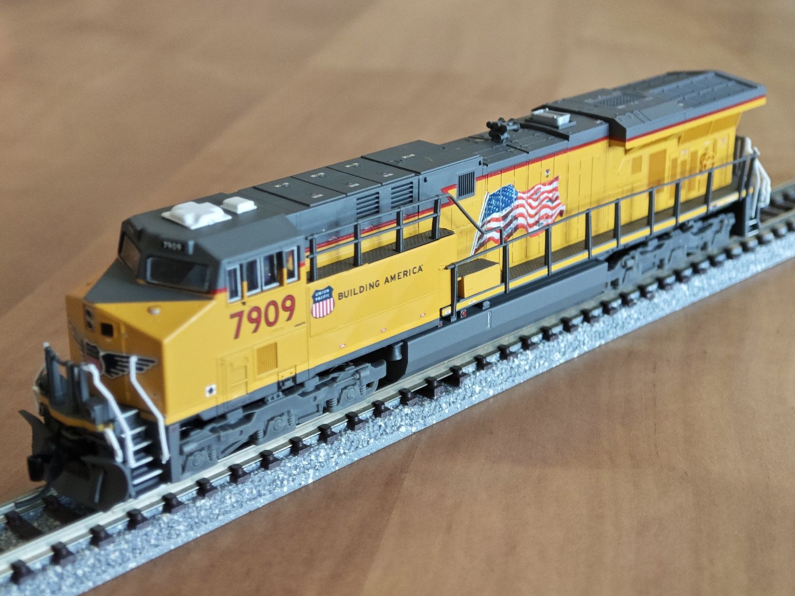 Modellini di ferrovie: Fox Valley Models Union Pacific GE-ES44-G – Nuovo (secondo la descrizione) da Siebnen venduto da han_xck2 5
