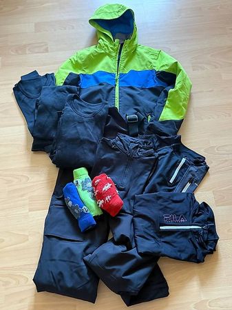 Komplett-Set Skianzug Grösse 152