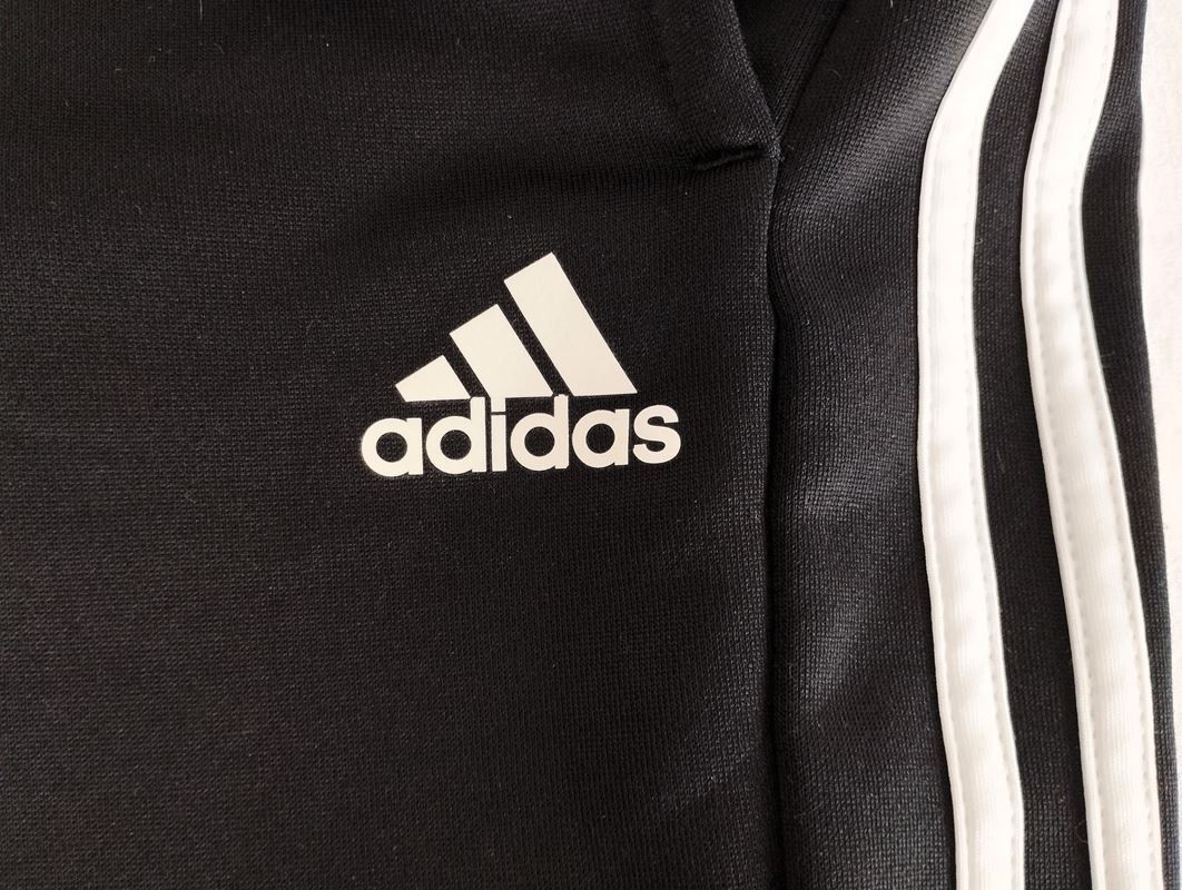 Adidas Pantaloni: ADIDAS Trainerhose Gr. XXL – Usato da Schübelbach venduto da Restwert_Schubelbach 4