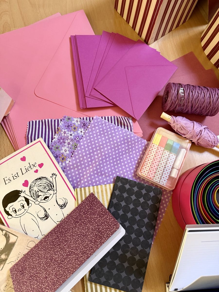 Kit bricolage: Bastelmaterial/Papeterie Set – Usato da Fribourg venduto da Fmia 5