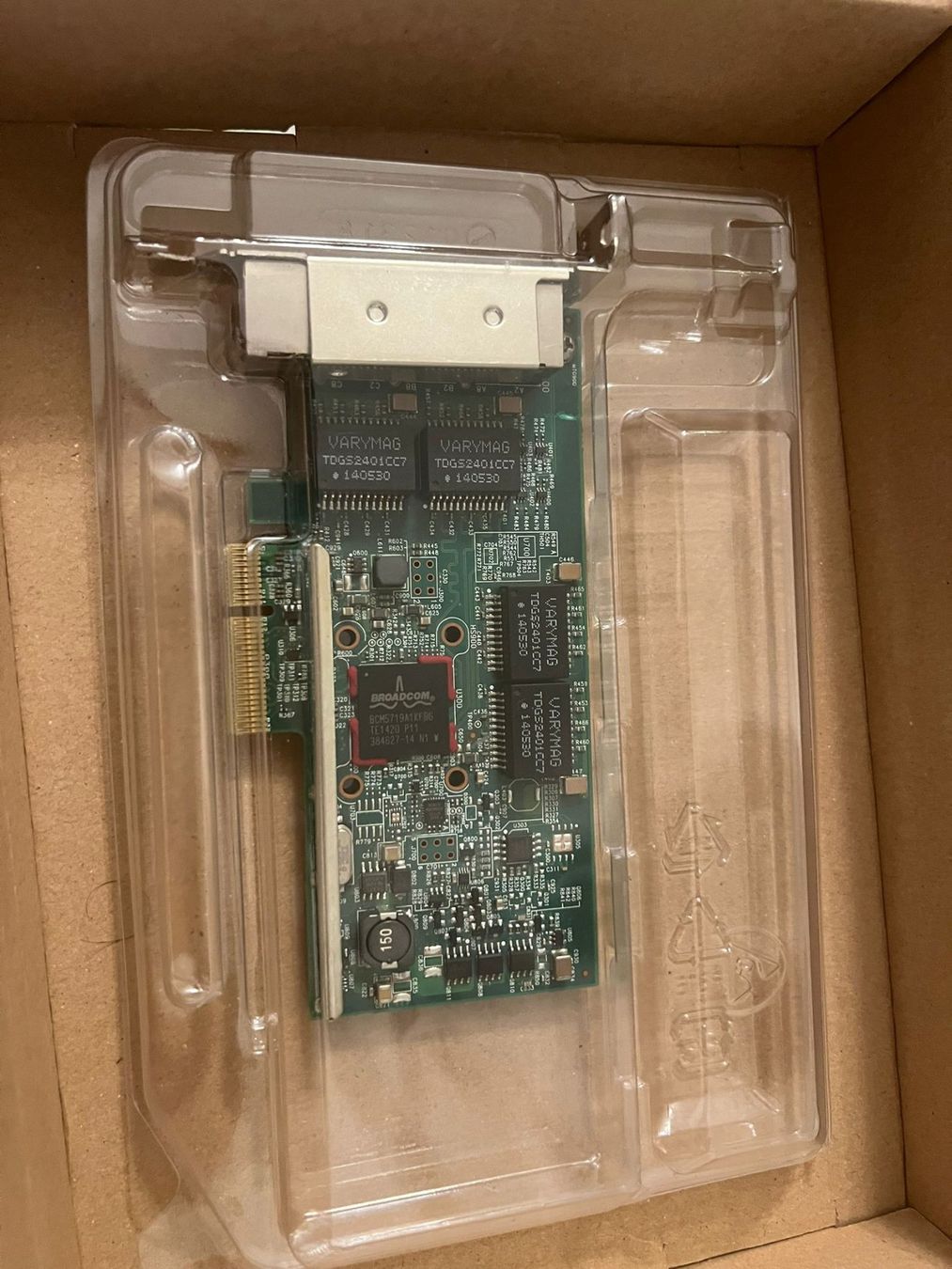 Dell Unità & Adattatore: REDUCED Dell Broadcom PCI-e Gigabit Ethernet quad RJ-45TMGR6 – Nuovo (secondo la descrizione) da Unterägeri venduto da fr4nk18 3