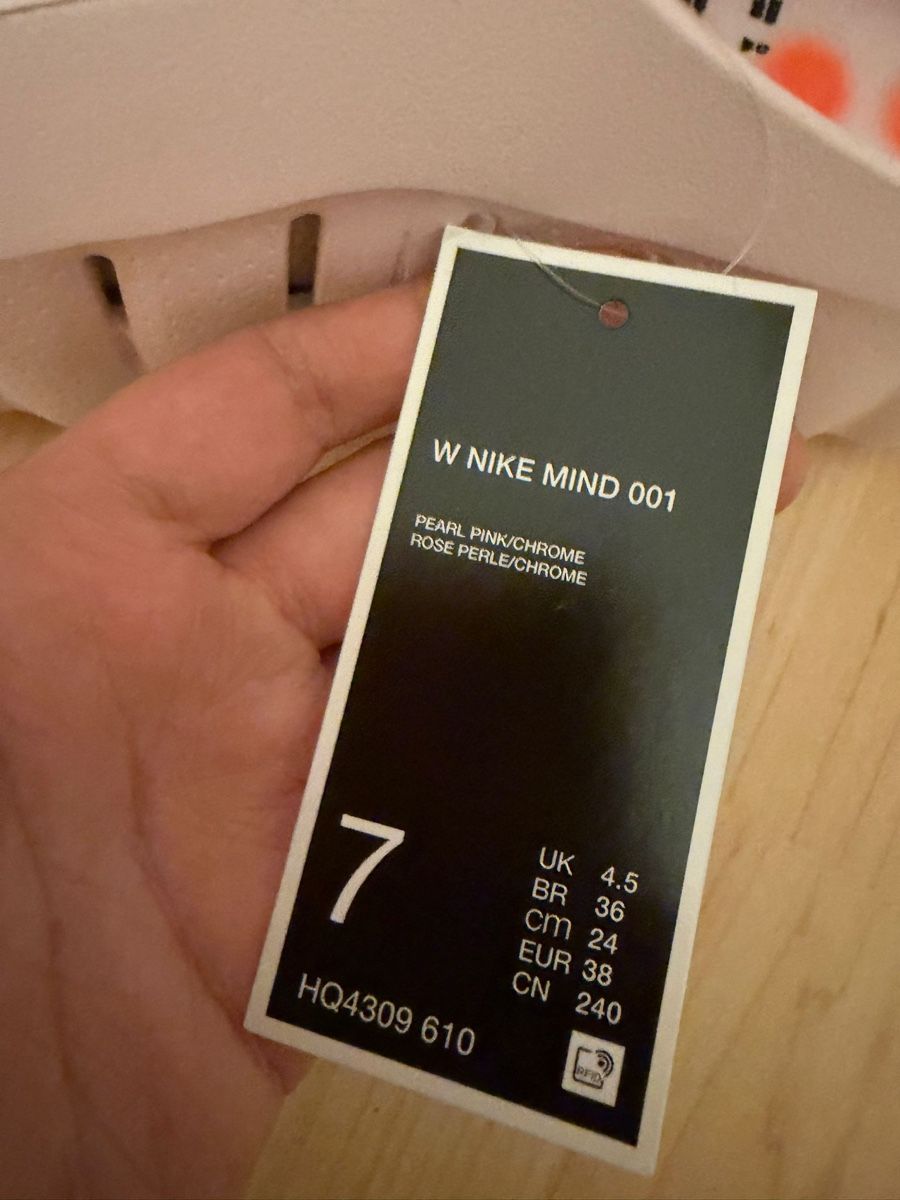 Nike Chaussures hommes: Neue Nike Mind 001 - 38 – Neuf avec emballage d'origine à Kehrsatz par luc_vs5c 4