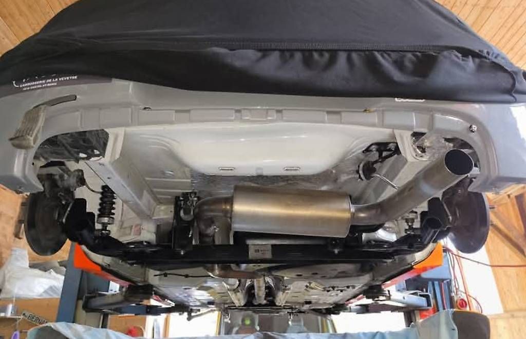 Automobili: Renault Clio III Cup EVO – Usato da La Roche FR venduto da zan_29yx 1