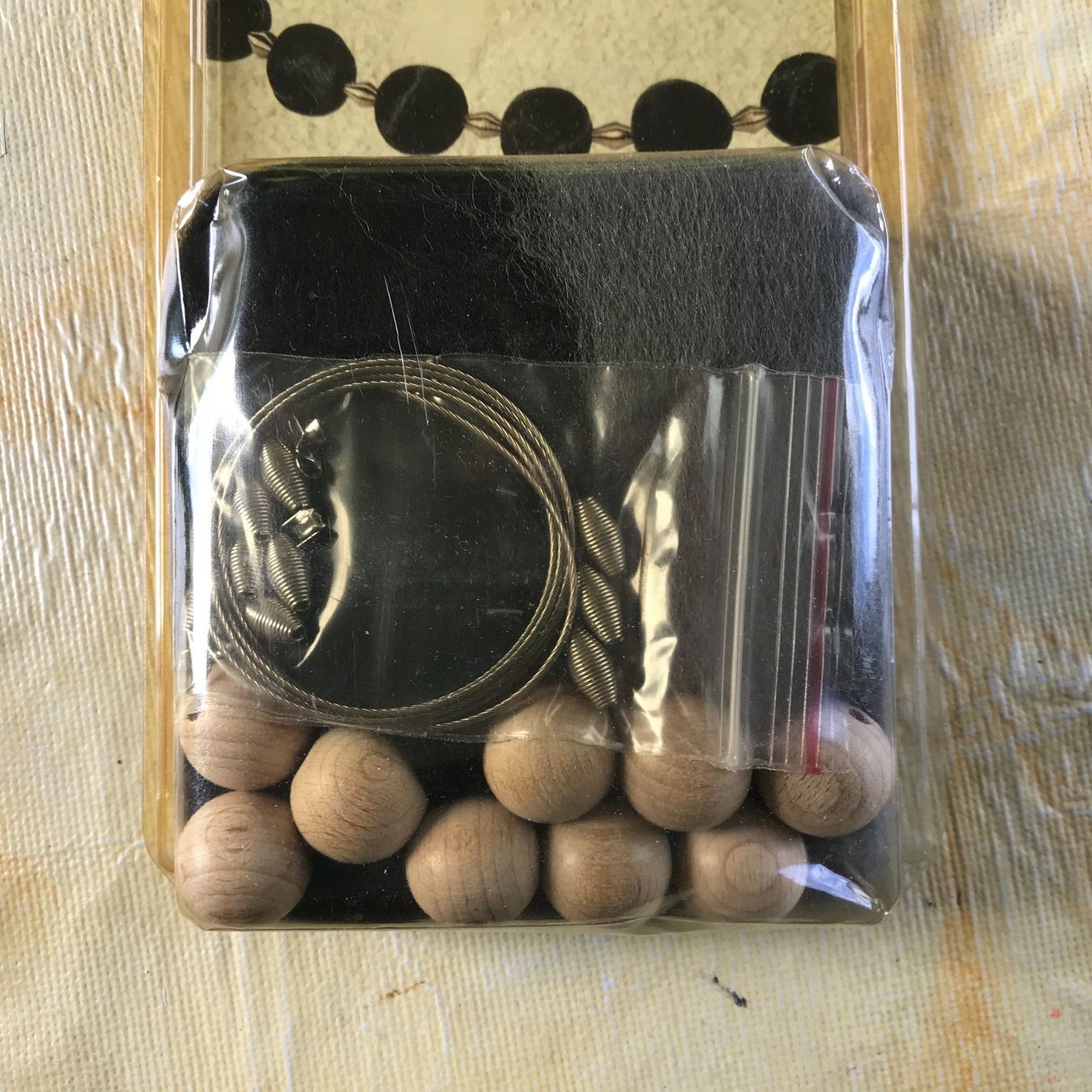 Kit bricolage: FILZKETTE SCHWARZ / BASTELPACKUNG – Nuovo e nell'imballaggio originale da Ostermundigen venduto da wini63 1