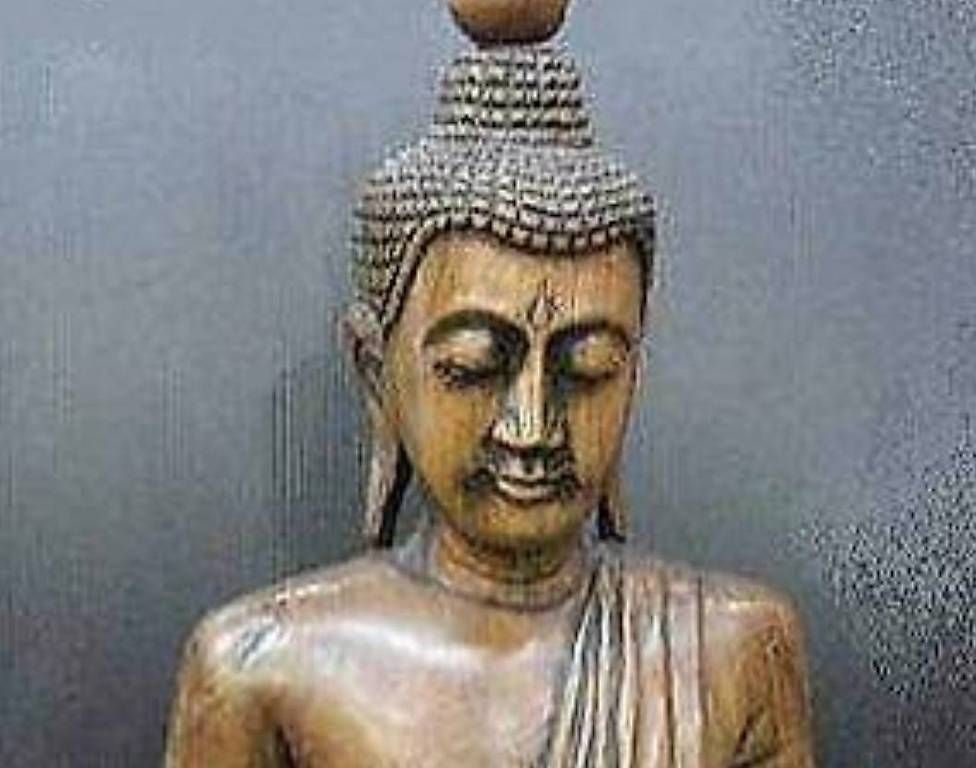 Skulpturen & Statuen: Antiker Buddha aus Teakholz – Gebraucht aus Waltensburg/Vuorz von Buddhas 1