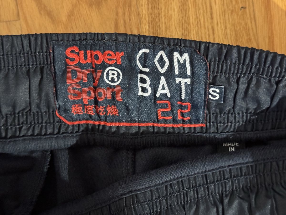 Superdry Hosen: Superdry Jogginghose Gr. S – Gebraucht aus St. Gallen von floriyang 1