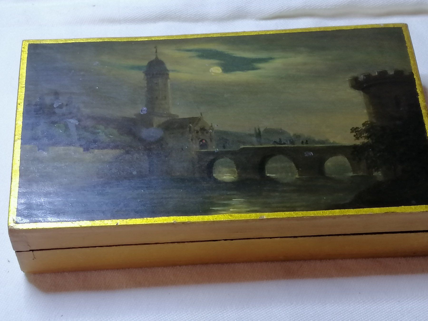 Altro in Decorazioni & Accessori: 2 Dosen mit Lithographien, 50 iger Jahre – Usato da Rheinfelden venduto da Cleopatra2000 3