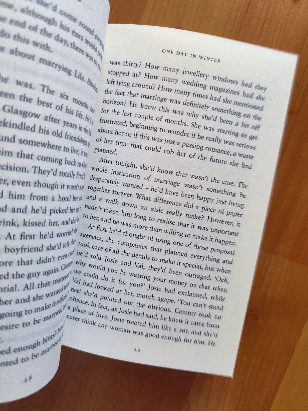Libri: One Day in Winter von Shari Low  – Usato da Mägenwil venduto da VintageGirly 5