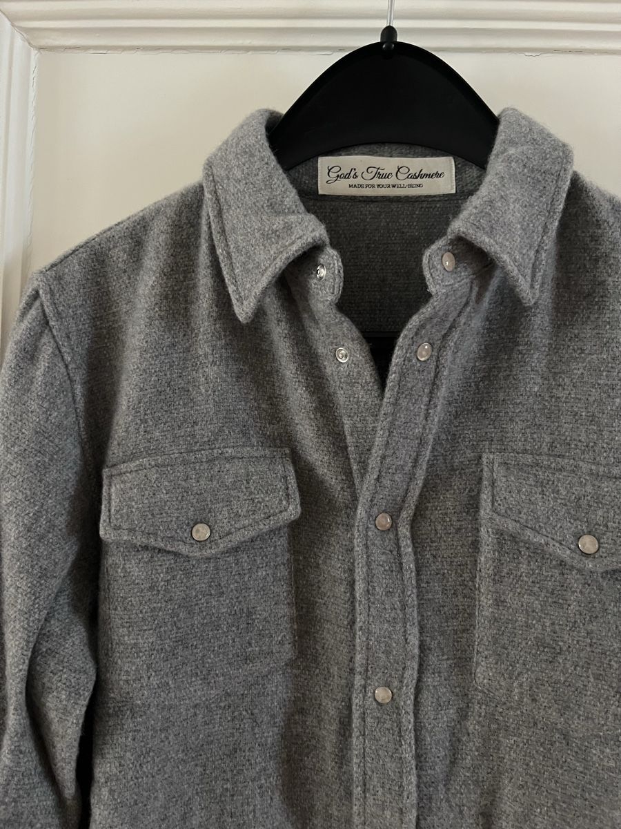 Camicie: God’s True Cashmere – Nuovo (secondo la descrizione) da Zürich venduto da Claus-Zr 1