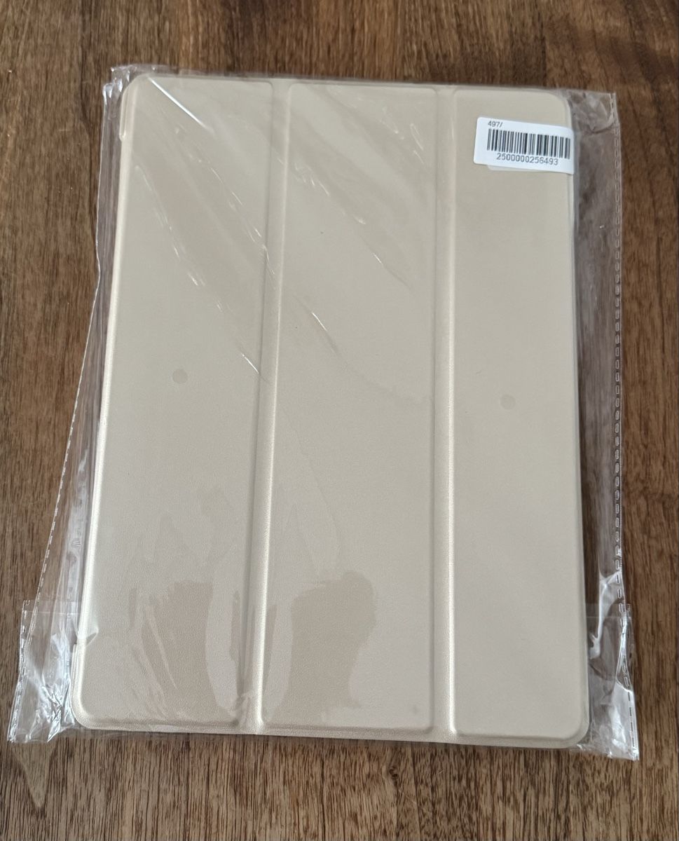 Apple Covers & Borse: I Pad Hülle neu – Nuovo e nell'imballaggio originale da Oberrieden venduto da Blumag