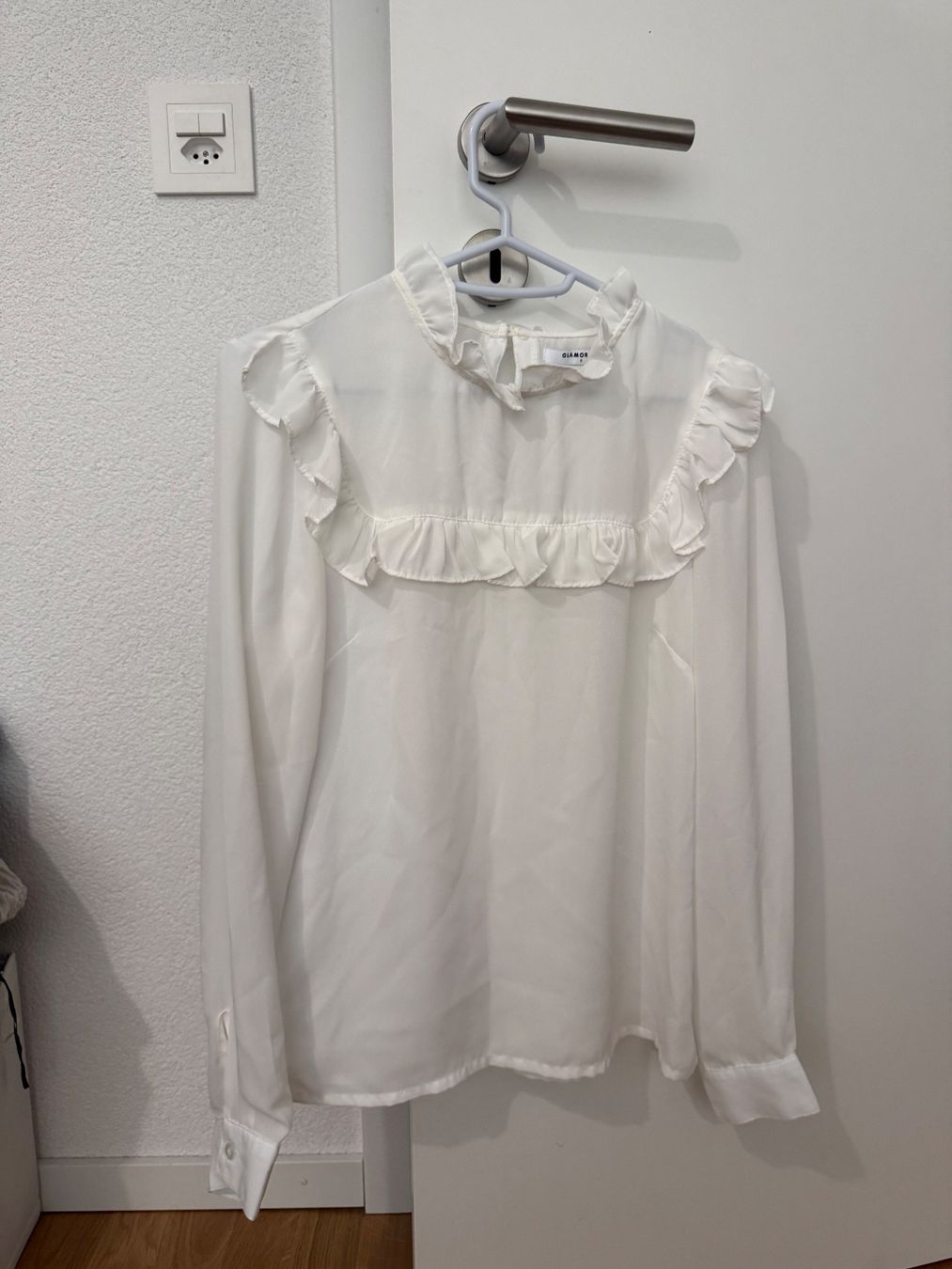 Camicette: Glamorous shirt – Usato da Chardonne venduto da ana_rpr2