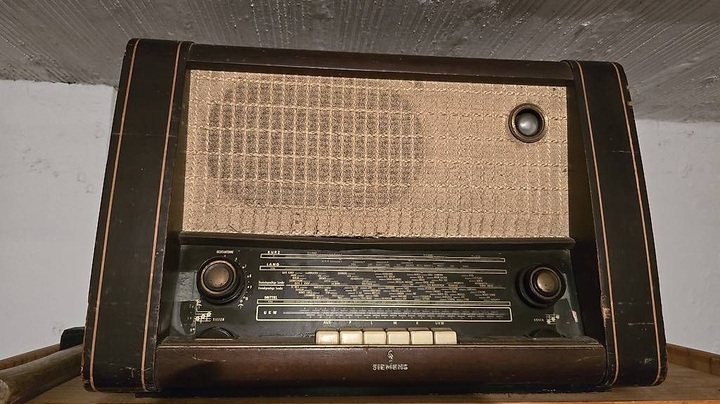 Radios: Radio Siemens vintage – D'occasion à Penthalaz par Jojolap