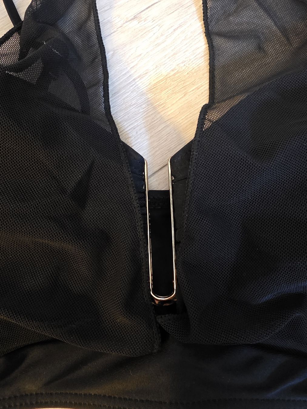 Maillots de bain & Bikinis: Bikini Oberteil schwarz Grösse M neu – Neuf (Voir description) à Wigoltingen par Zuckerfee84 1