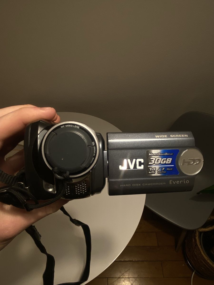 JVC Videocamere: JVC GZ-MG37E Hard Disk Camcorder – Usato da Basel venduto da rob_t87g
