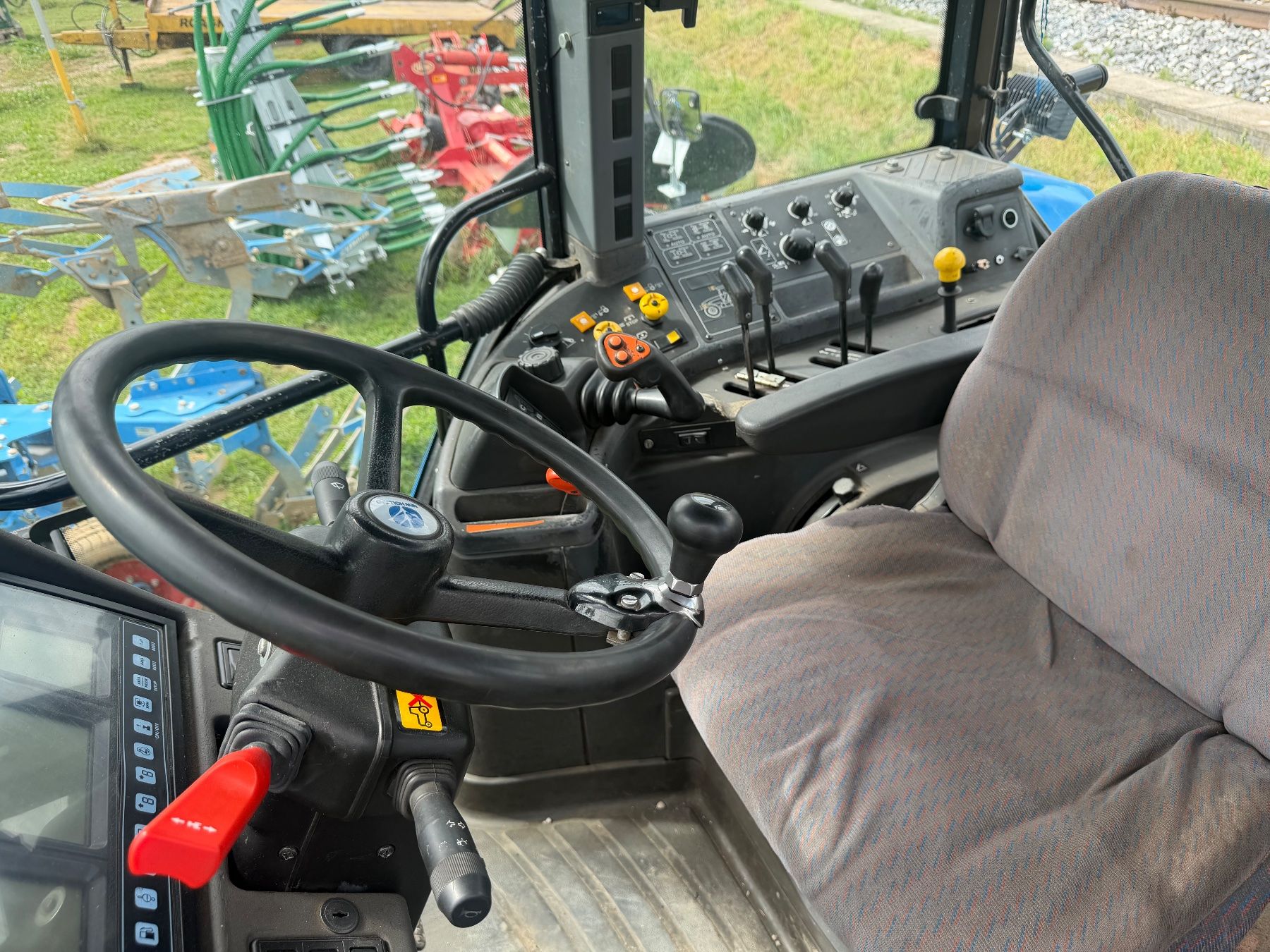 New Holland Traktoren: Traktor Ford 8360 4 WD – Defekt aus Burgistein von Sterchi0 3