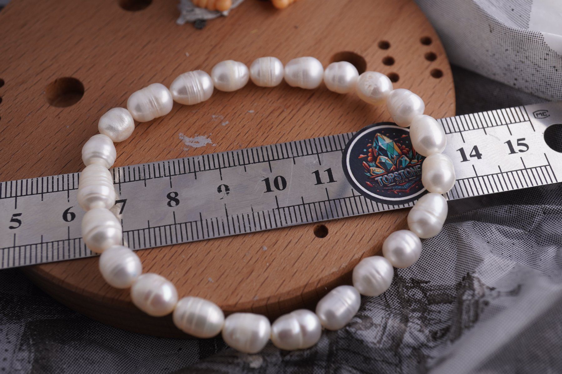 Mineralien & Heilsteine: Perlen Weiss Armband       Ab 1.- – Neu und originalverpackt aus Eschenbach SG von topstone 1