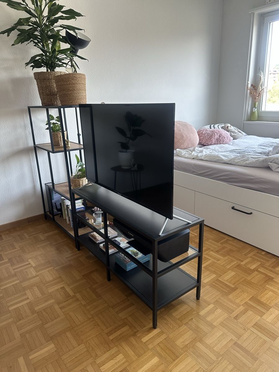 Ikea Meubles TV: TV MÖBEL IKEA – D'occasion à Luzern par rox_j92m 1