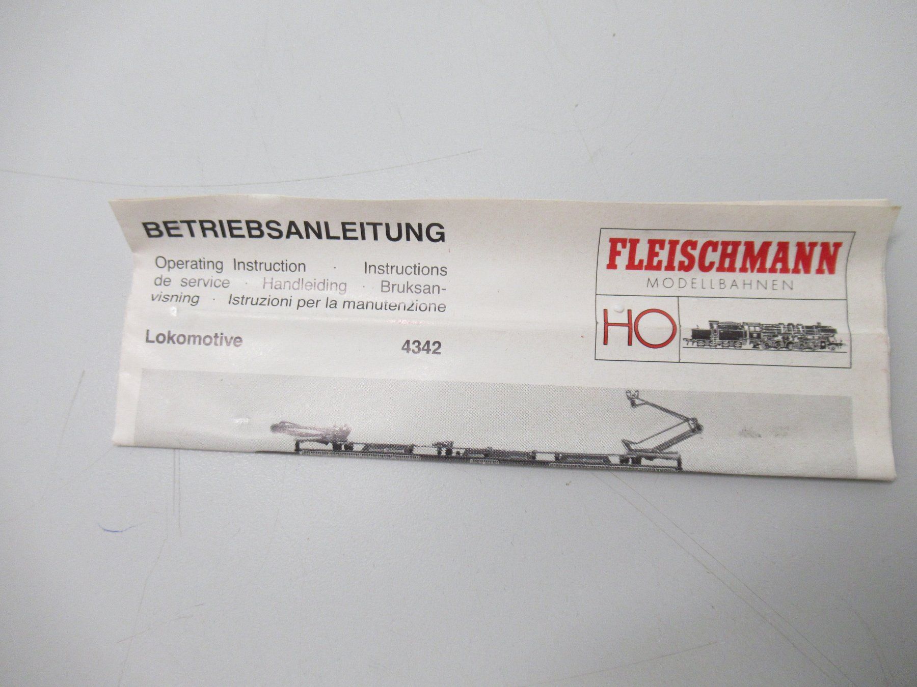 Fleischmann Modelleisenbahnen: Fleischmann 4342 E-Lok Re 4/4 II rot SBB CFF FFS Analog OVP – Gebraucht aus Basel von mhmarken 6