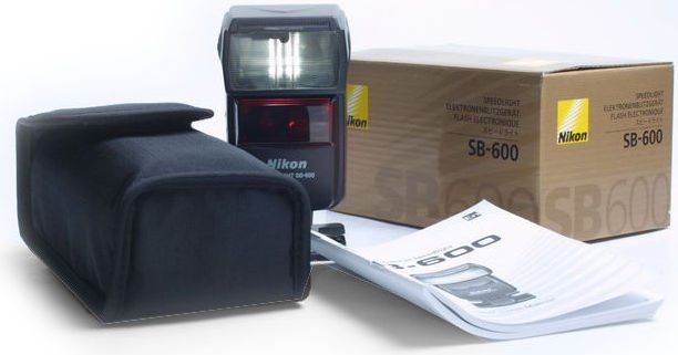 Nikon Flash: Nikon Speedlight SB600 Boxed – Nuovo e nell'imballaggio originale da Schlieren venduto da Sunshine_0109