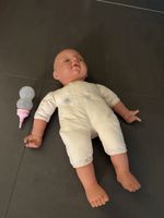 Spielzeugpuppe mit Fläschchen guter Zustand gebraucht