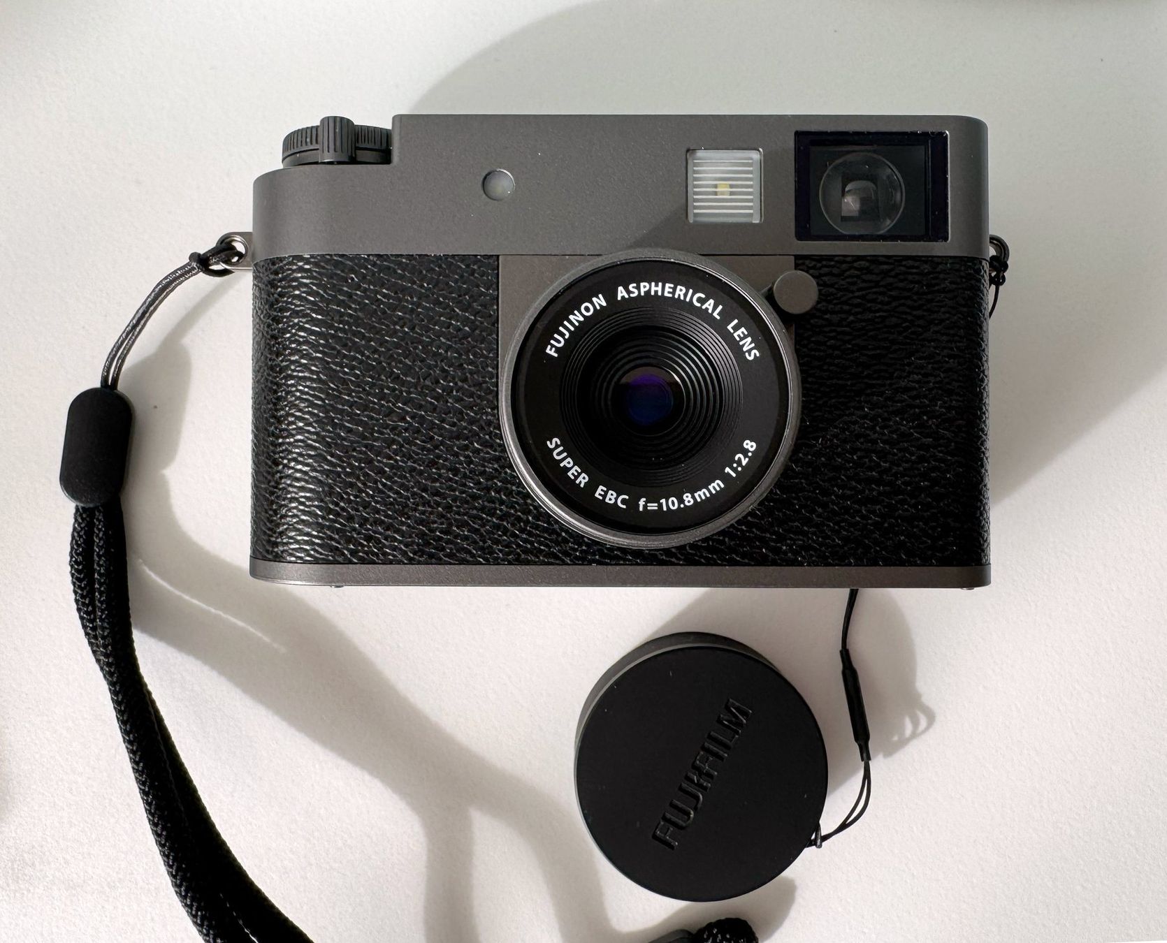 Fujifilm Fotocamera: Fujifilm X Half Charcoal Silver Anthracite, open box – Nuovo e nell'imballaggio originale da Luzern venduto da good.dog 5