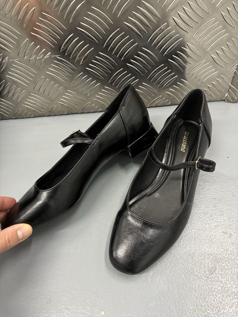 Graceland Scarpe per ragazze: Graceland Heel Shoes, 36 – Usato da Bern venduto da wisemagpie 1