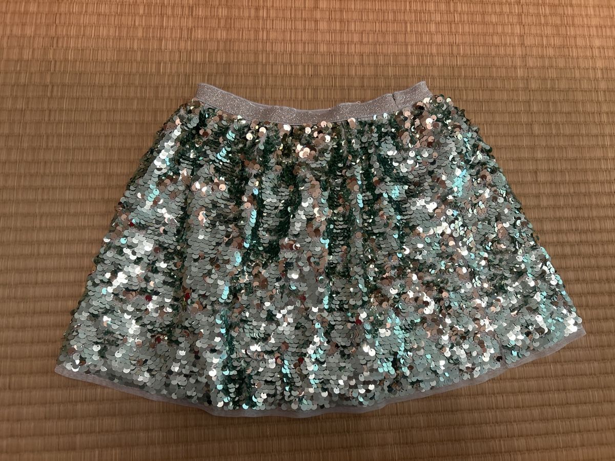 H&M Kleider & Röcke: Glitzerrock 128 7-8 H&M – Gebraucht aus Uetikon am See von barceloneta