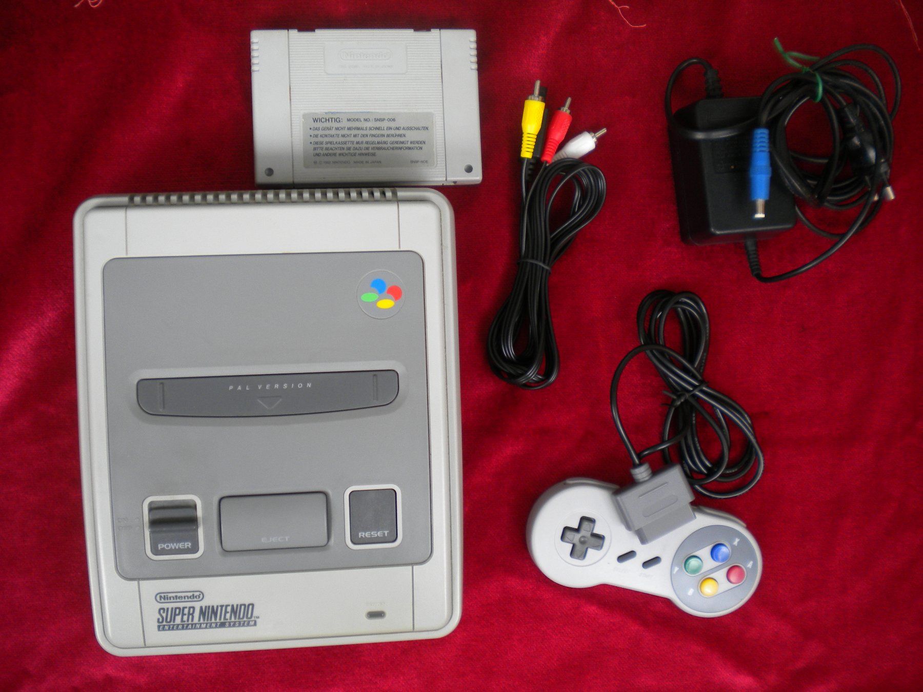 Super Nintendo Set über 25 Jahre alt für Retro Fun | Kaufen auf Ricardo