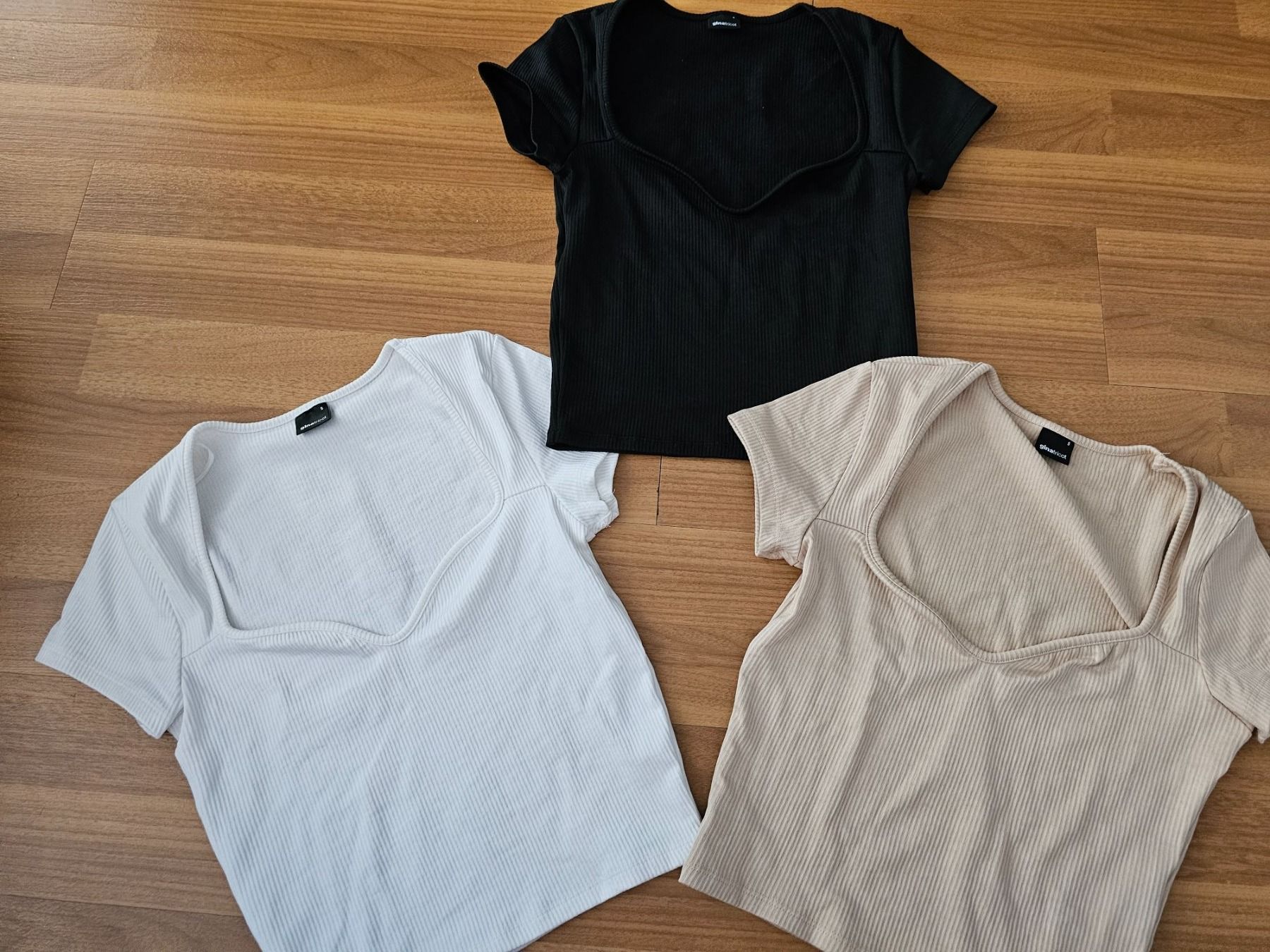 T-Shirts: Gina Tricot – Neu (gemäss Beschreibung) aus Basel von NyGrow 1