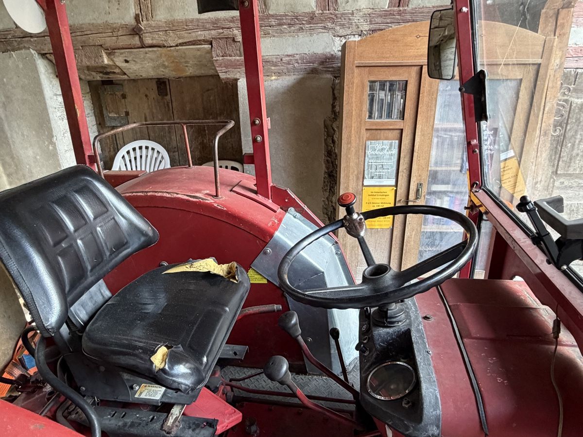 IHC Trattori: TRAKTOR IHC 633 Bj. 1984 – Usato da Bottighofen venduto da Trompetchen 3